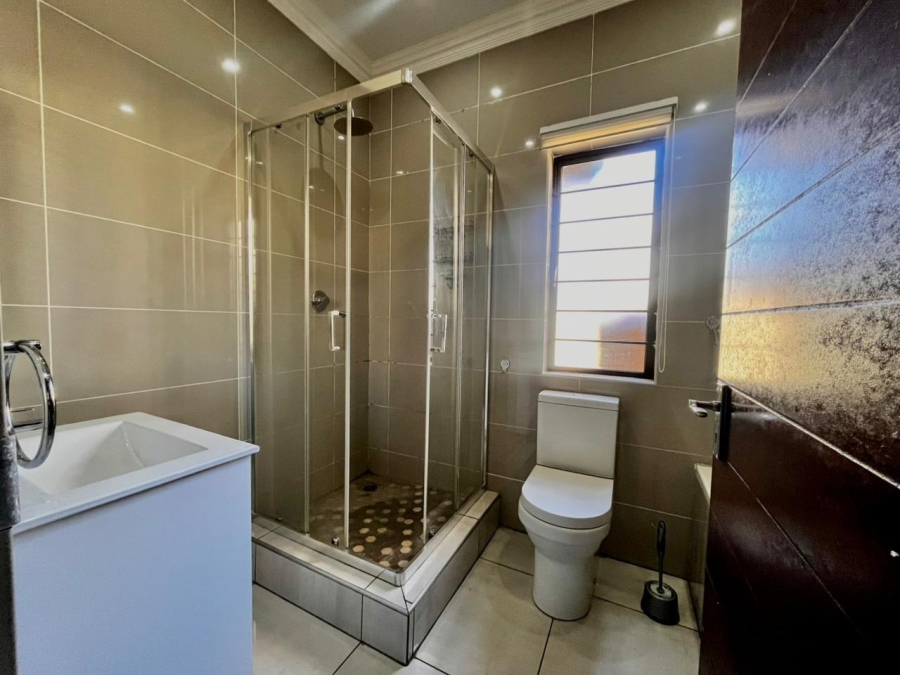 4 Bedroom Property for Sale in Donkerhoek A H North West
